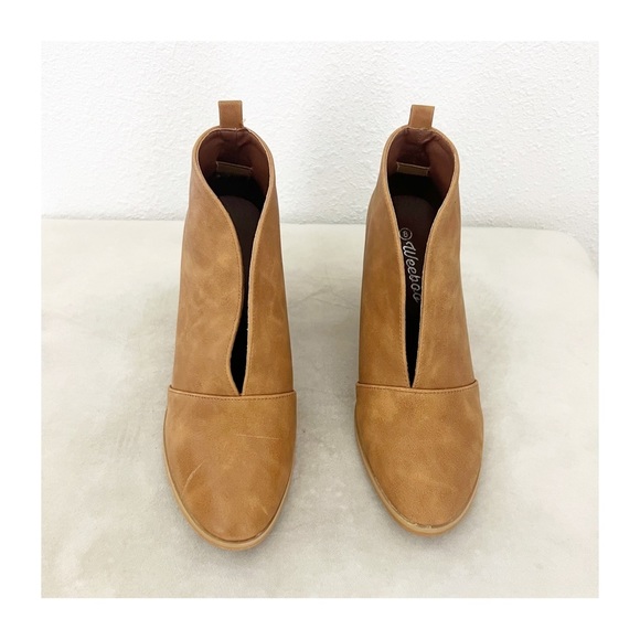 Weeboo l Brown Ramona Faux Leather Booties - Picture 2 of 10